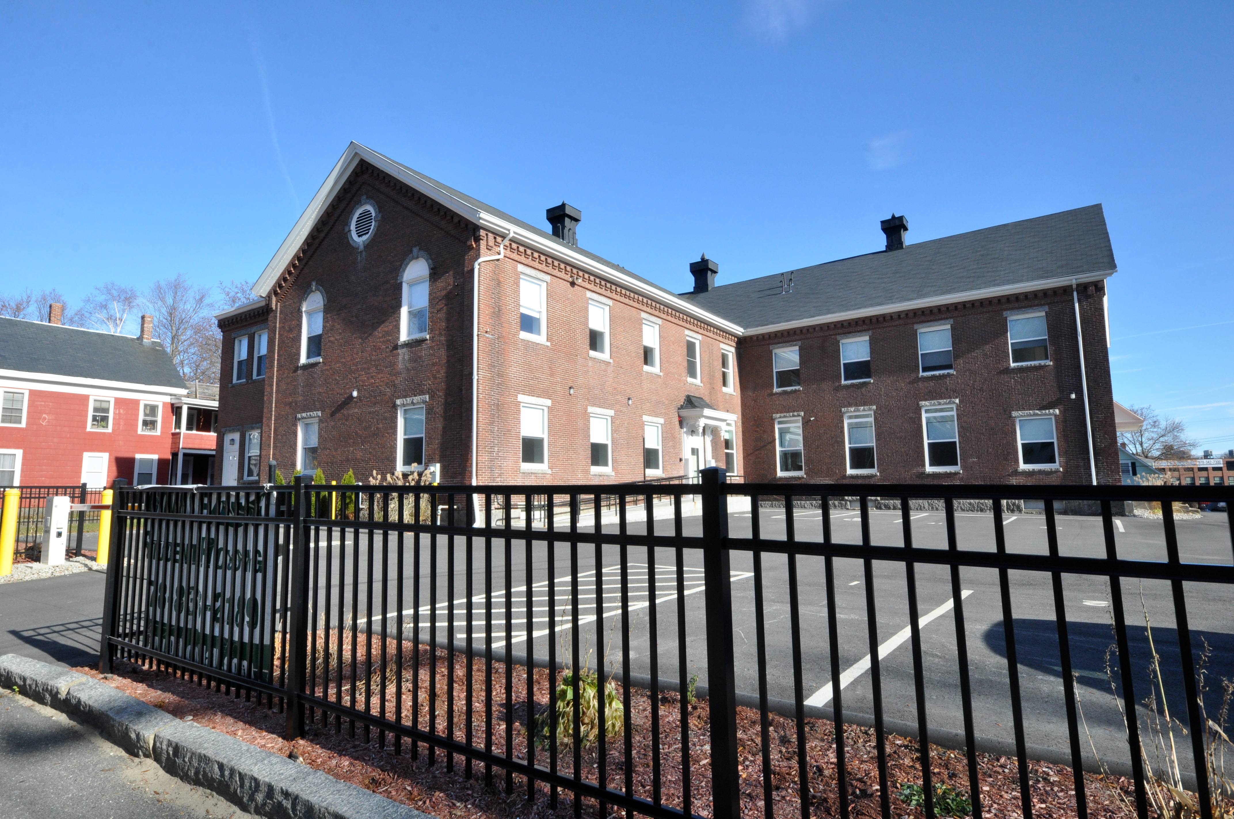 Fitchburg state off campus housing